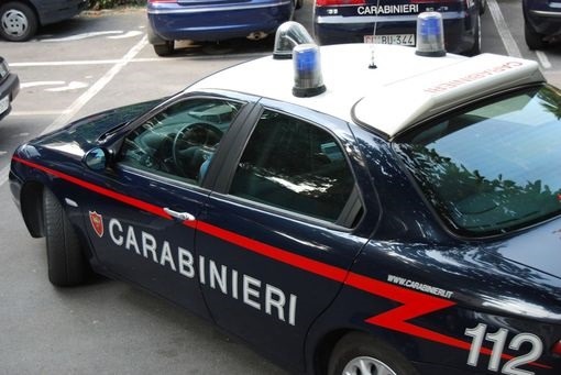 Inseguito al rione Sanità, si rifugia dai carabinieri: “Vogliono spararmi”