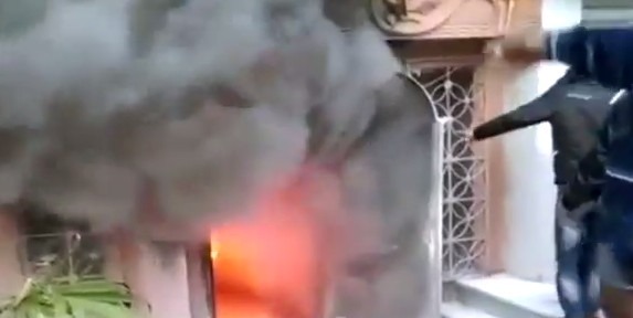 Molotov contro night club, strage al Cairo