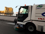 Napoli, muore dipendente Asia di 66 anni investito da camion aziendale