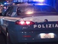 Giugliano, conflitto a fuoco al posto di blocco: colpita auto della polizia