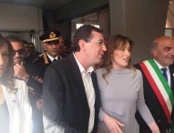 La “ministra” Boschi arriva sui Monti Lattari e diventa “reginetta di Agerola”