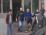 Giugliano, lo stanano alla festa del parente: arrestato latitante casalese dei Bidognetti – Video