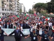 Anniversario strage Capaci, 50.000 studenti a Palermo sfilano contro la mafia