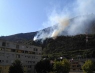 Nuovo incendio sui Camaldoli, sgomberate case a Soccavo