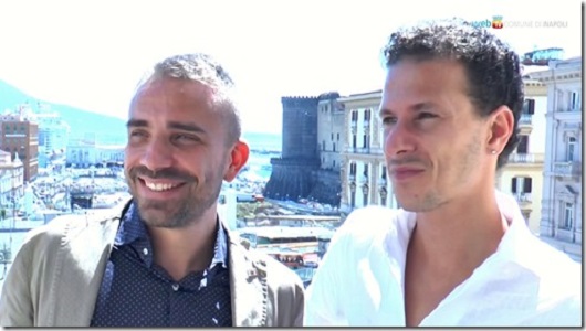 Unioni civili, sottoscritta la prima richiesta a Napoli – Video