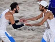 Beach volley: il Brasile vince sotto l’acqua, Lupo-Nicolai d’argento