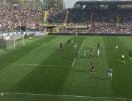 Atalanta-Napoli 1-0 al 45′: pasticcio in difesa, azzurri costretti ad inseguire