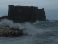 Allerta meteo in Campania: domani a Napoli chiusi parchi e cimiteri