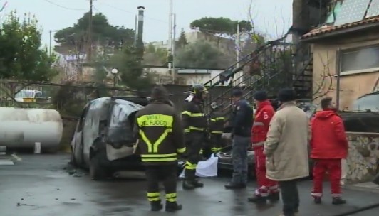 Esplosione a Napoli, 3 feriti ancora in pericolo di vita