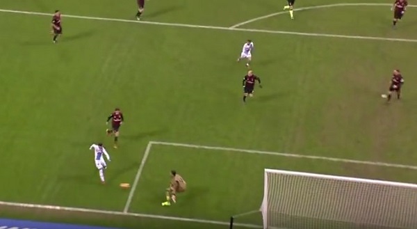 Insigne e Callejon giustiziano il Milan, il Napoli espugna San Siro