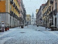 Torna a nevicare sul Sannio, domani scuole chiuse a Benevento