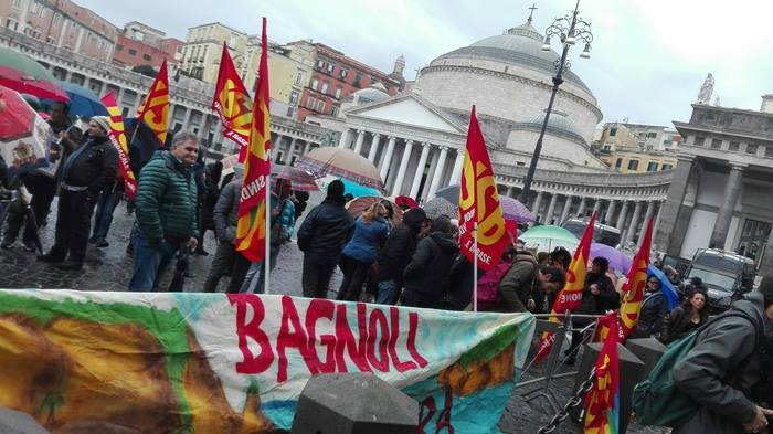 Bagnoli, gli attivisti rilanciano la protesta: “Via il commissariato fallimentare”