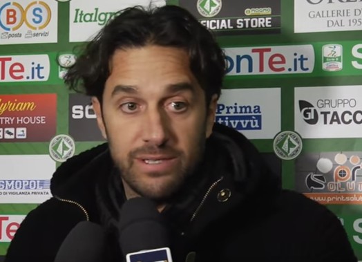 Avellino, aggrediti dirigenti del Verona. L’accusa di Toni: “I vigili urbani sono rimasti fermi”
