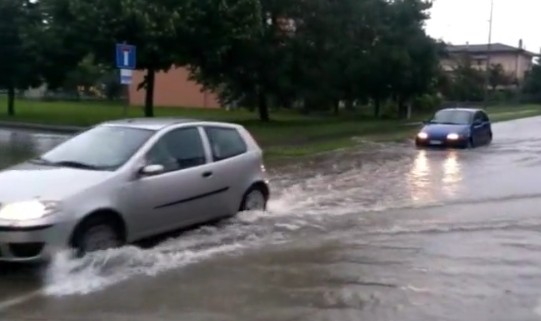 Maltempo in Campania, allerta meteo fino a domani