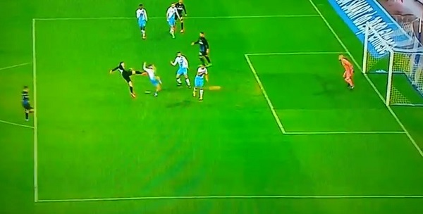 Doppio Caldara, clamoroso ko del Napoli con l’Atalanta in dieci