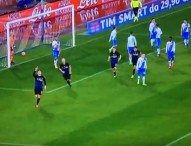 Napoli-Atalanta 0-1 al 45′: Caldara castiga gli azzurri, Mertens vicino al pari