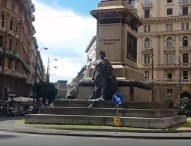 Sciopero taxi a Napoli, la stampa grida alla “caccia al crumiro”: ma era solo un tamponamento