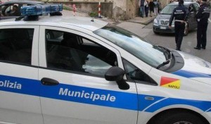 Napoli, investita e uccisa donna di 80 anni: è caccia aperta al pirata conducente Citroen colore blu