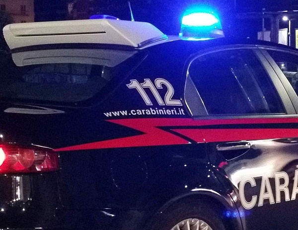 San Giorgio a Cremano, bomba esplode davanti a officina