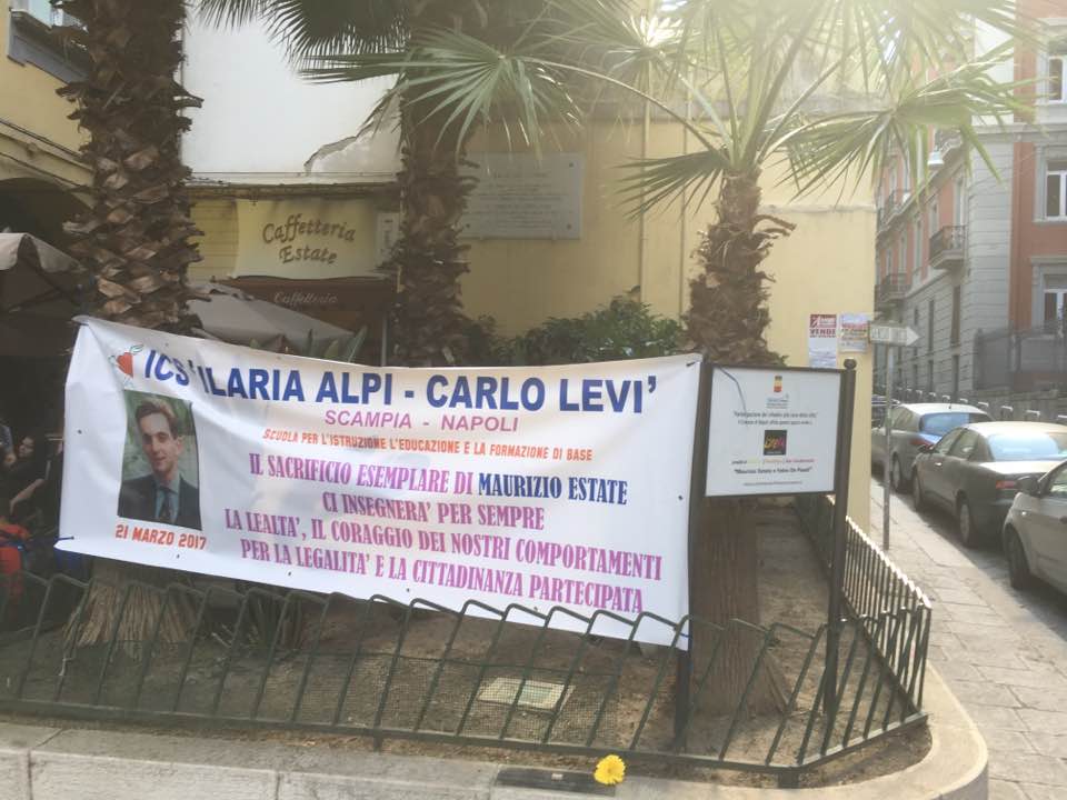 Maurizio Estate ucciso per “non essersi fatto i fatti suoi”, Napoli celebra il giovane eroe