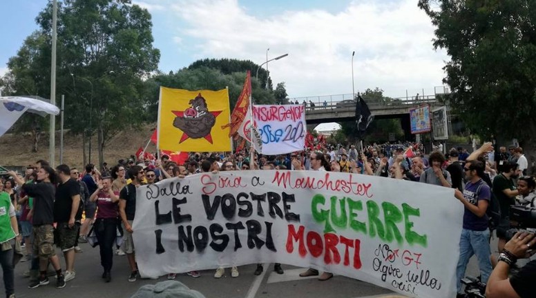No G7 Taormina, al corteo cariche e lacrimogeni contro i manifestanti