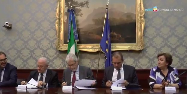 Bagnoli, firmato l’accordo tra comune, regione e governo: bonifica dal 2018