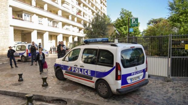 Francia, sparatoria alla stazione di Nimes, Prefettura smentisce