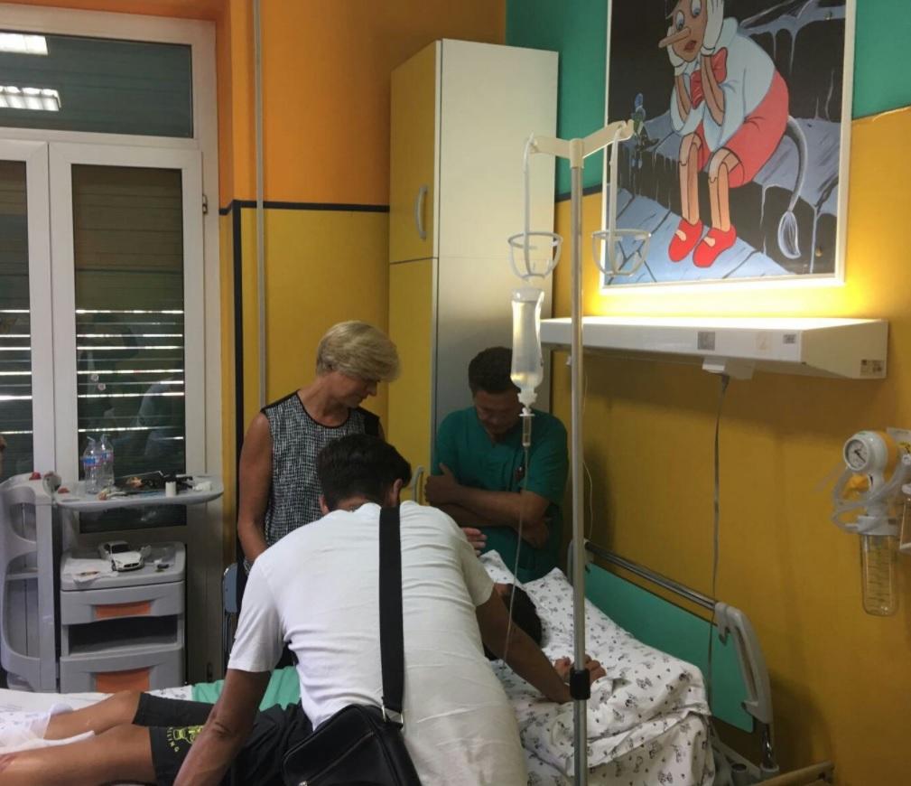 Ischia Terremoto, il ministro Pinotti: “una medaglia a Ciro”