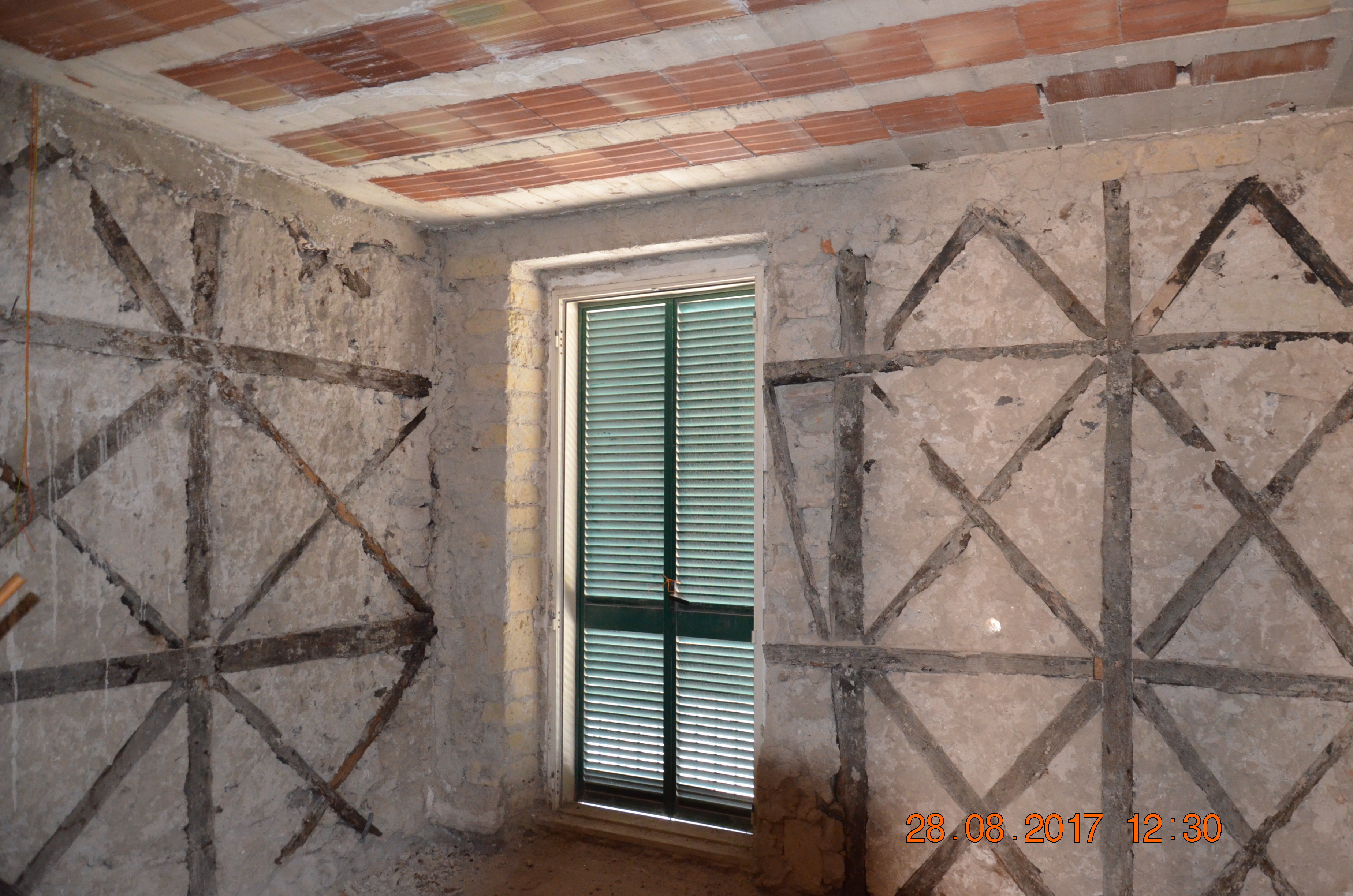 Terremoto Casamicciola, il sopralluogo della Task Force del Cfs. Resiste il sistema antisismico dei Borbone