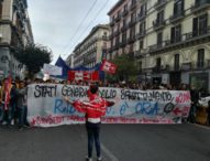 Napoli,  2 mila in piazza contro lo sfruttamento di “scuola lavoro”