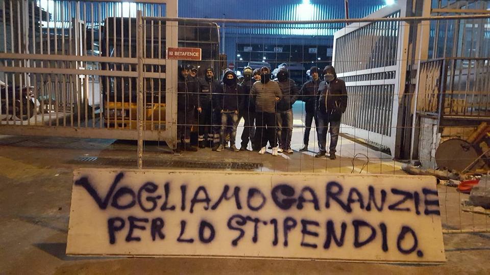 Napoli, blocco improvviso di bus e metrò:chi vuole il fallimento di Anm?