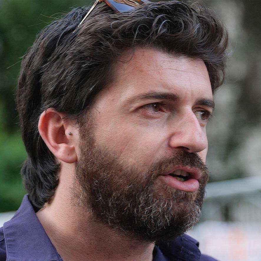Napoli, de Magistris: “colpiti da ingiusti proiettili istituzionali”
