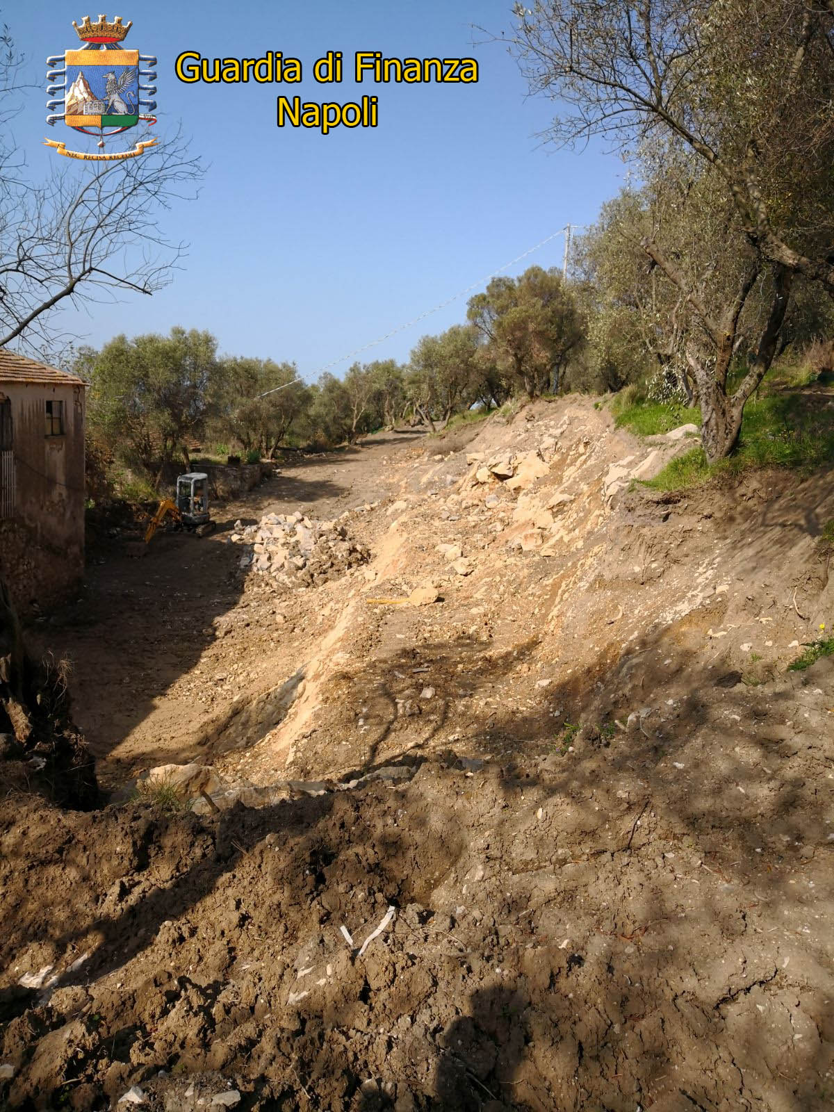 Massa Lubrense, Guardia di Finanza sequestra area destinata ad albergo