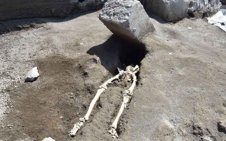 Pompei, ritrovato scheletro di trentenne colpito dalla lava