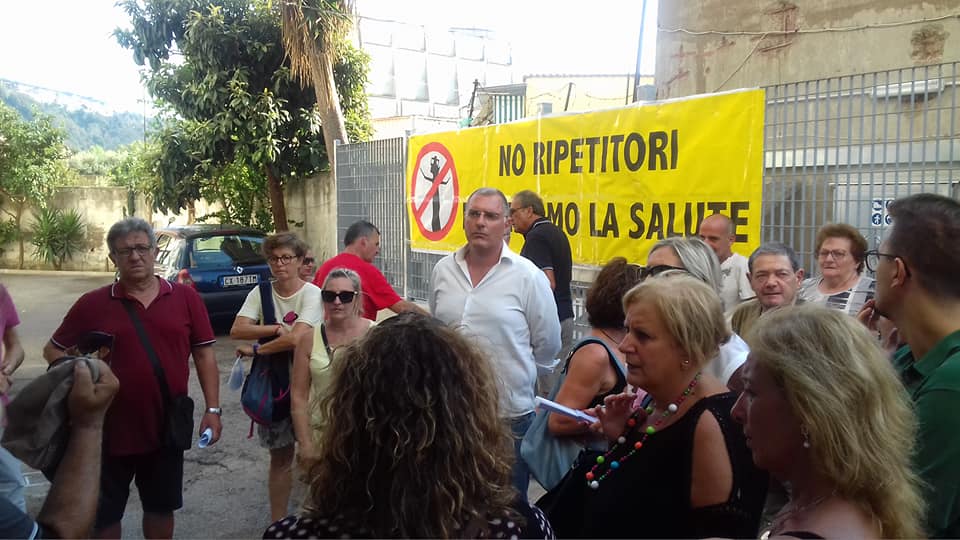 Ripetitori Cavalleggeri d’Aosta, De Magistris non era stato informato