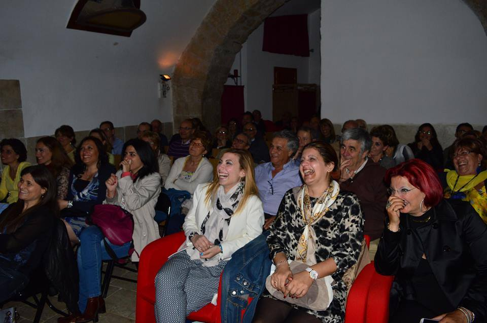 Napoli: rialza il sipario il Teatro dei Lazzari Felici