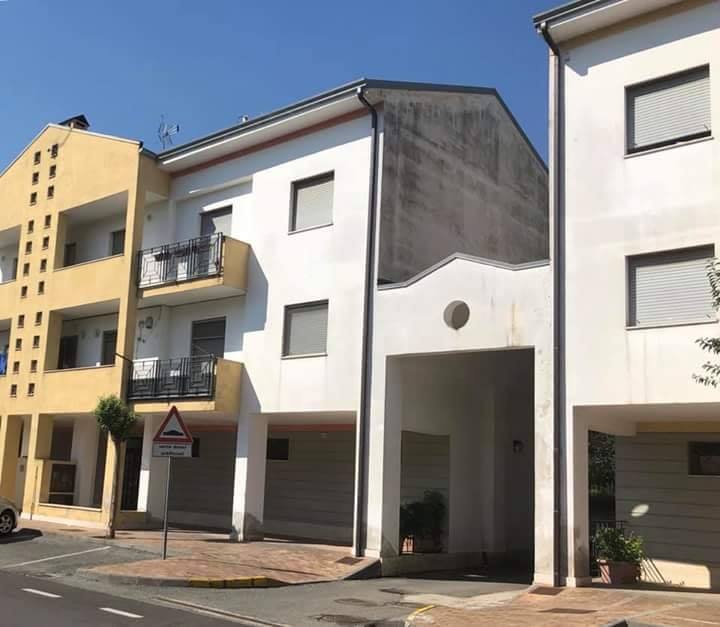 Baronissi: manutenzione ed efficientamento energetico su 90 alloggi Erp