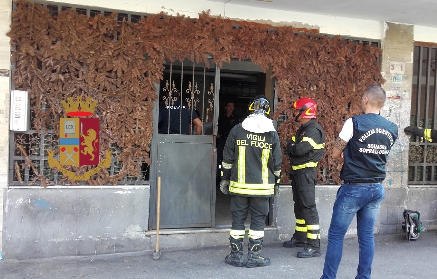 Napoli, Rione Traiano: Blitz della Polizia, espugnato fortino dello spaccio