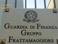 Napoli, Grumo Nevano: guardia di finanza in azienda scarpe, scoperti 20 lavoratori in nero