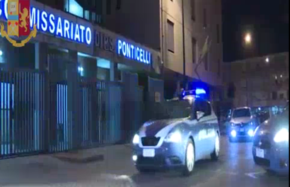 Napoli, Ponticelli: sgominato agguerrito gruppo di criminali