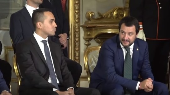 Crisi di governo, Di Maio sfida Salvini: “Via i suoi ministri. O sfiduciano se stessi?”