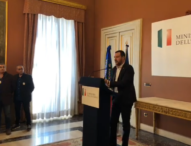 Rifiuti: Salvini propone un termovalorizzatore in ogni provincia campana, scontro con Di Maio