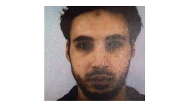 Strage a Strasburgo, in coma giovane italiano: caccia grossa a Cherif