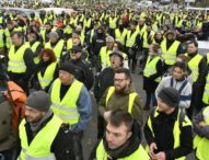 Francia:  governo travolto dalla lotta popolare sospende aumenti tariffe carburanti ed elettricità