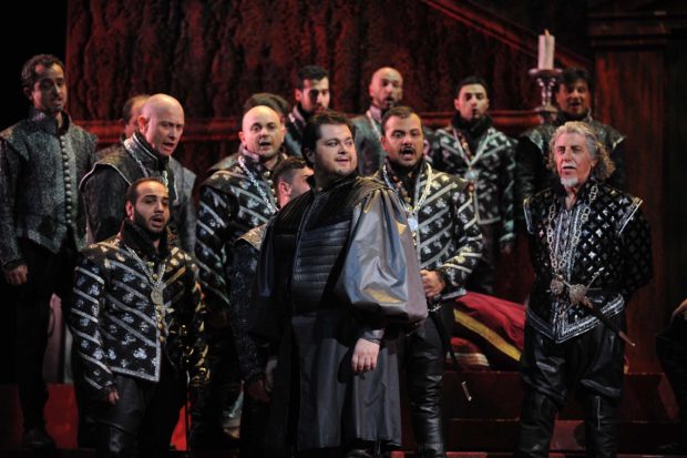 Al Teatro Verdi si alza il sipario sul Rigoletto