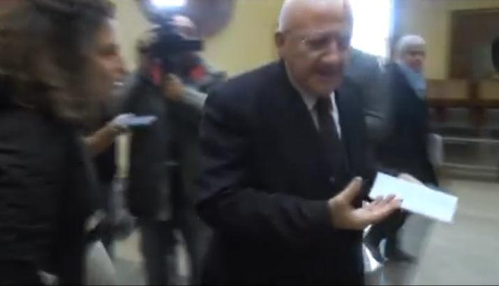 Salerno, Fonderie Pisano: Il governatore De Luca litiga con Le Iene