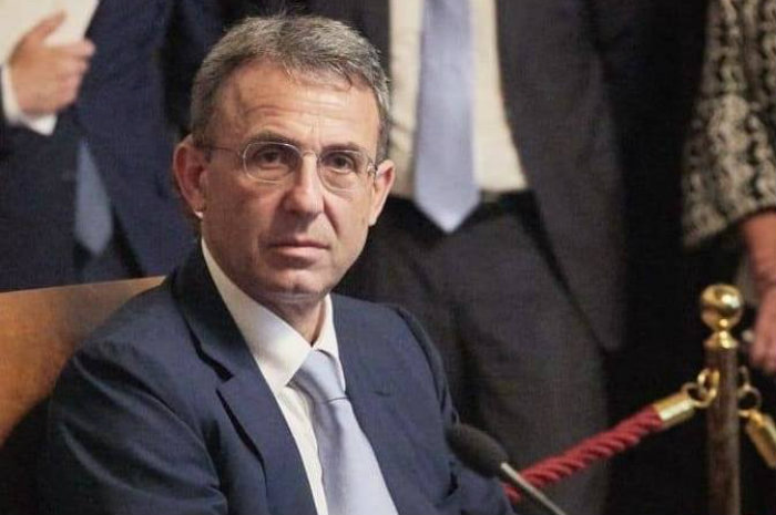 Terra dei fuochi: Il ministro Costa assicura “nessun fondo tagliato”