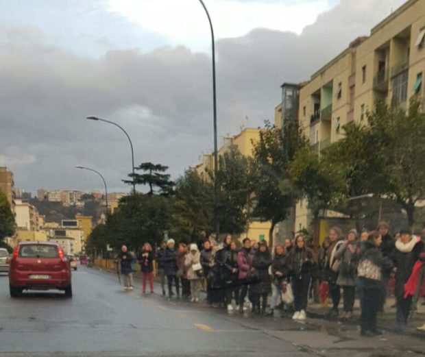 Napoli, la protesta dei lavoratori Anm e i disagi per i pendolari