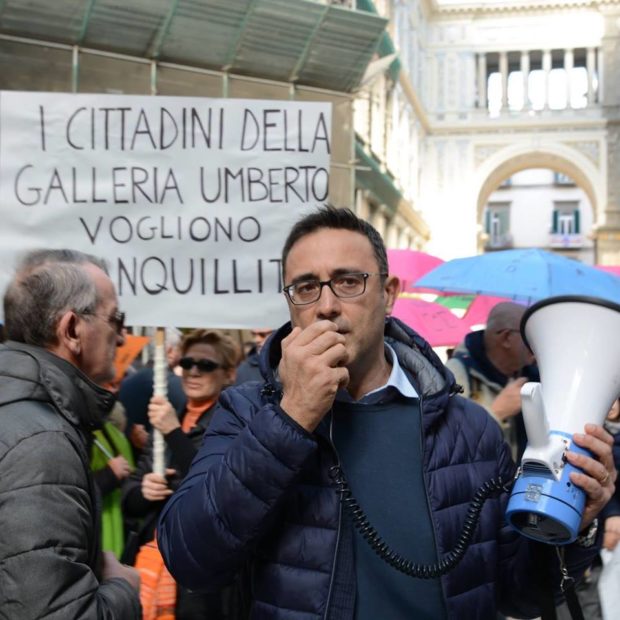 Napoli, i milioni che il Comune non incassa per l’occupazione del suolo pubblico