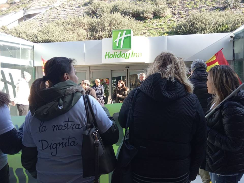 Nola, licenziamenti per rappresaglia e diritti violati all’Holiday Inn